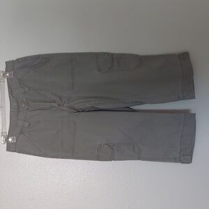 Riders Khaki Capris Size 8